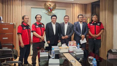 Dorong Peningkatan Kesejahteraan Pengemudi Online, Anggota Komisi V Beberkan Tantangannya
