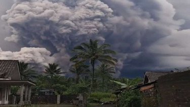 Aktivitas Gunung Semeru Masih Tinggi, 45 Gempa Erupsi dalam Enam Jam