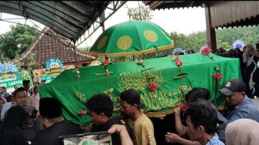 Mbah Lasiyo Sesepuh Samin Blora Meninggal Dunia, Dimakamkan di Situs Suro Engkrek