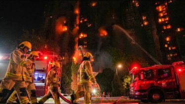 Kebakaran Apartemen di Hong Kong: 125 WNI Selamat, 9 Tewas dan 5 Masih Hilang
