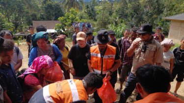 Pemerintah Kirim 500 Ribu Ton Bantuan ke Sumatera, Termasuk Wilayah yang Terisolir