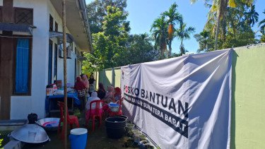 Dapur Umum Darurat Didirikan Untuk Penuhi Kebutuhan Pangan Korban Banjir Bandang di Padang