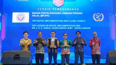 'Allah Tidak Menerima Kecuali yang Halal': BPJPH Raih 2 Penghargaan Top Digital Awards 2025