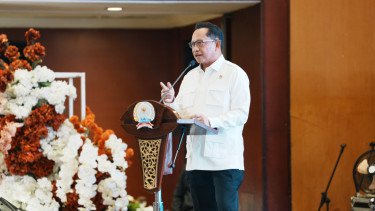 Mendagri Tito Kukuhkan Pengurus ADPSI dan ASDEPSI Periode 2025&ndash;2030