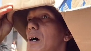 Seorang Ayah Korban Banjir Sumatera Ikut Sambung Ayat Ar Rahman, Alasannya Bikin Nangis