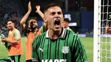 Makin Dekat dengan AC Milan, Media Asing Puji Jay Idzes: Bek Timnas Indonesia yang Tangguh!