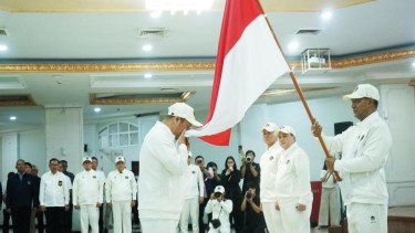 Meriahnya Parade Atlet Indonesia Jelang SEA Games 2025