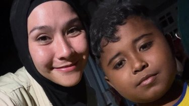 Zaskia Adya Mecca Ungkap Bocah Korban Banjir Sempat Takut Bertemunya, Kenapa?