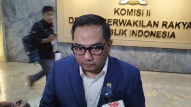 Komisi II DPR Bilang Pencopotan Bupati Aceh Selatan Diproses di DPRD