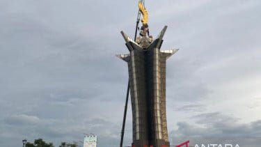 Habiskan Rp1 Miliar, Pemkab Bogor Sempurnakan Tugu Pancakarsa dengan Ornamen Kujang