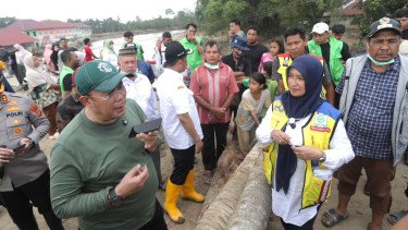 Akses Vital, Waka DPR Cucun Minta Konektivitas Jalan di Pidie Jaya Jadi Prioritas