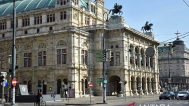 Antena bikin Austria Ketar-ketir
