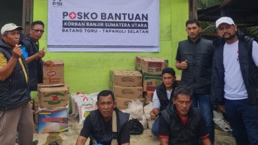 Bantuan untuk warga terdampak longsor di Tapsel