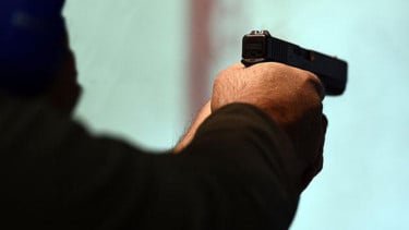 Naas Ilmuwan Kenamaan Amerika Serikat Tewas Ditembak