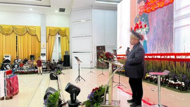 Ketua Umum KK Papua, Paul Finsen Mayor