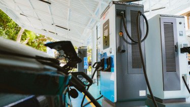 Pemerintah Bakal Tambah Charger Mobil Listrik untuk Mudik Lebaran 2026