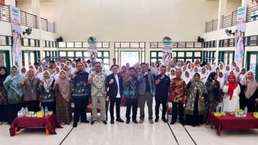 PT Bintang Toedjoe, Komix Herbal Goes to School