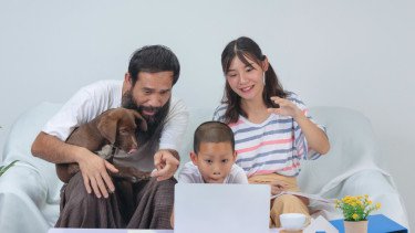Ketergantungan pada Satu Pencari Nafkah, Gaya Hidup Naik, Risiko Ikut Meningkat, Aset Banyak, Tapi Sulit Dicairkan, Beban Berat Sandwich Generation, Menutup Celah Kerentanan dengan Perencanaan yang Tepat, Apa Itu Vulnerability Gap dalam Keluarga? Sandwich Generation Bisa Jadi Penyebabnya