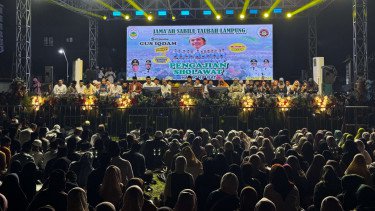 Pengajian Gus Ikhdam Dihadiri Ribuan Jemaah, Bupati Lampung Timur: Pentingnya Jaga Persatuan