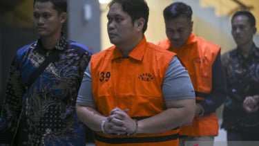 KPK Sita Mobil Pemda Tolitoli Usai Geledah Rumah Kajari HSU Kalsel Nonaktif