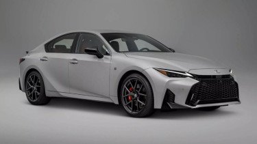 Harga Mobil Lexus Ini Naik Usai Varian Populer Resmi Dihapus