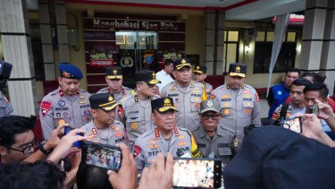 Wakapolri Tinjau Wilayah Pasca Bencana di Tapanuli Tengah, Pembukaan Akses Jadi Fokus Utama