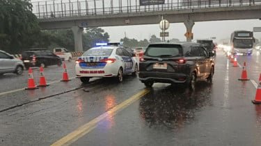 Arus Balik Natal Mulai Padat, Polisi Berlakukan Contraflow Tol Jakarta Cikampek Sore Ini