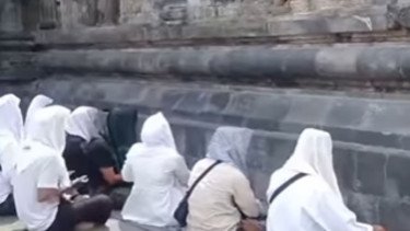 Viral Pengunjung Zikir di Candi Prambanan, Ini Kata Pengelola