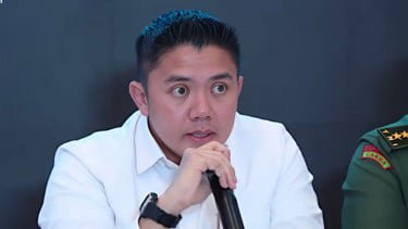Seskab Teddy: THR ASN, TNI-Polri Cair 100%, Swasta Dilarang Nyicil!