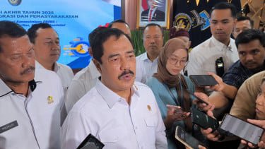 Menteri Imipas Agus Andrianto di Kantor Kementerian Imigrasi dan Pemasyarakatan