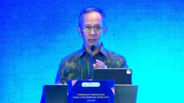 Ketua Dewan Komisioner OJK, Mahendra Siregar