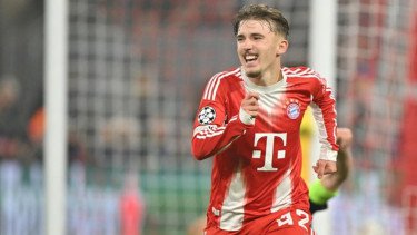 Menang Telak 5-0, Bayern Munich Diwarnai Bayang-Bayang Masa Depan Lennart Karl