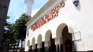Pemprov Jabar Hentikan Pendanaan Operasional Masjid Raya Bandung, Ini Alasannya
