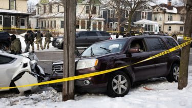 Petugas Imigrasi AS Tembak Mati Wanita di Minnesota, Korban Dituduh Teroris