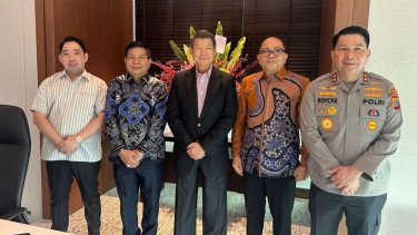 Utusan Khusus Presiden Hashim Djojohadikusumo menerima kunjungan Ketua Sinode GMIM