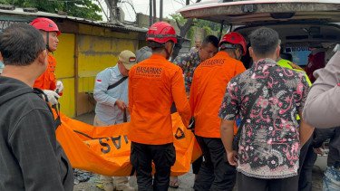 Truk Tabrak Kendaraan Parkir di Jalur Pantura Semarang Tewaskan Satu Orang, Evakuasi Berlangsung Dramatis