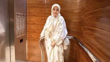Diisukan Jadi Istri Kelima Gubernur Aceh Mualem, Vie Shantie Khan Angkat Bicara
