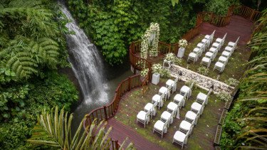 Pernikahan Intim dan Menyatu Alam Jadi Pilihan Baru Pasangan di Bali