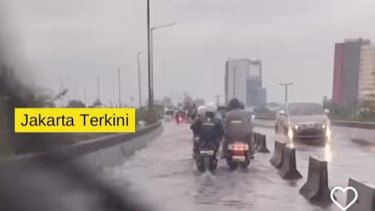 Banjir di Flyover Pesing, Jakbar