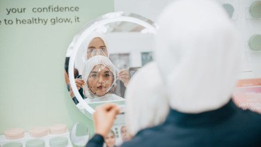 Menyelam Lebih Dalam ke Inovasi Teknologi Kecantikan, Ada Apa Aja di Beauty Science Tech 2026?