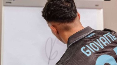 Transfer Besar Napoli: Giovane Siap Meriahkan Duel Kontra Juventus