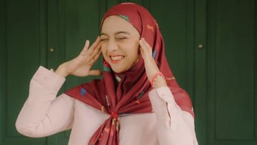 Awalnya Dicopot Kini Diminta Balik Jadi Petugas Haji, Chiki Fawzi: Aku Masih Mencerna, Chiki Fawzi., Digugat Cerai Boiyen, Rully Anggi Akbar: Makin Fit, Makin Segar, Misteri Ayah Kandung Ressa Rizky Terkuak di Podcast Denny Sumargo, Kejadian Dipulangkan Viral, Chiki Fawzi Tetiba Diminta Lagi Jadi Petugas Haji 2026, TERPOPULER: Chiki Fawzi Diminta Balik Jadi Petugas Haji, Misteri Ayah Kandung Ressa Rizky Terkuak
