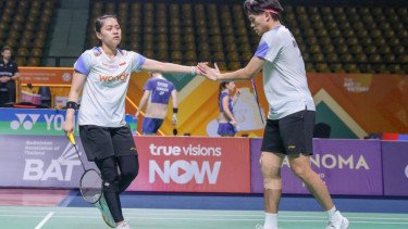 Bangkit dari Tekanan dan Drama Cedera Lawan, Adnan/Indah Tembus Semifinal Thailand Masters 2026