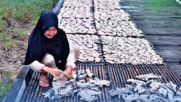 PNM Dampingi Perempuan Tumbuhkan Ekonomi Keluarga dari Pesisir Terpencil Kaltim