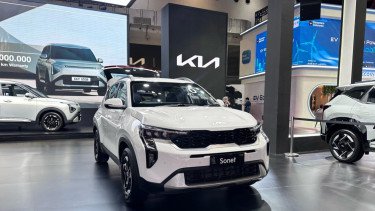 Kia Pangkas Harga Sonet dan Carens, Targetkan Pasar Lebih Besar