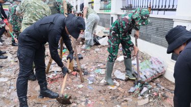 Kapolda Metro dan Ribuan Personel TNI-Polri Turun ke Waduk di Tanjung Priok, Ada Apa?