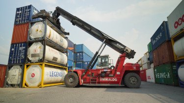 Layani Angkutan B3 Pakai Kereta, KAI Logistik Kantongi Izin 12 Jenis Barang