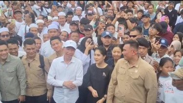 Jokowi Hadiri Kirab Budaya PSI di Tegal, Berbaur Bareng Masyarakat yang Datang