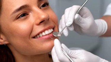 Panduan Cerdas: 5 Pertimbangan Utama Memilih Klinik Gigi Profesional