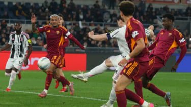 Drama 6 Gol, AS Roma Gagal Amankan Kemenangan atas Juventus